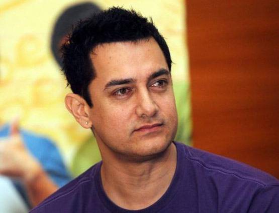 टैक्स देने में टॉप पर सलमान, आमिर से आगे निकले कपिल