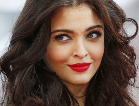 वो सि‍तारे जो सलमान खान से खा चुके हैं थप्पड़...