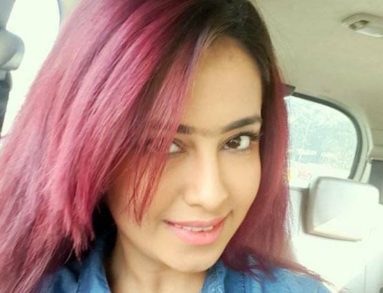 PHOTOS: 'बालिका वधू' आनंदी का मॉडर्न अवतार