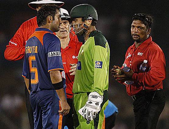 PHOTOS: तीसरे देश में होगी भारत-पाक की जंग, याद कर लें ये लम्हें...