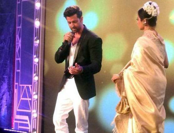 PHOTOS: रेखा ने फिर बदला लुक, देखें क्या पसंद आया आपको