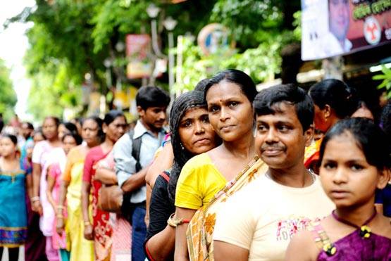 जब कोठा छोड़, सड़कों पर निकल आईं थीं SEX वर्कर्स