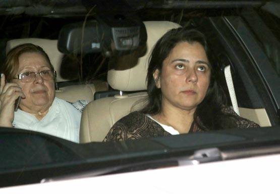 PHOTOS: ऐश्वर्या के पिता के अंतिम संस्कार में पहुंचे बॉलीवुड स्टार्स