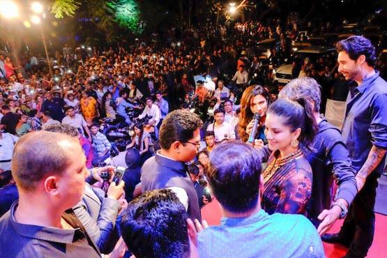 सनी लियोनी की ये हैं 21 नई PHOTOS