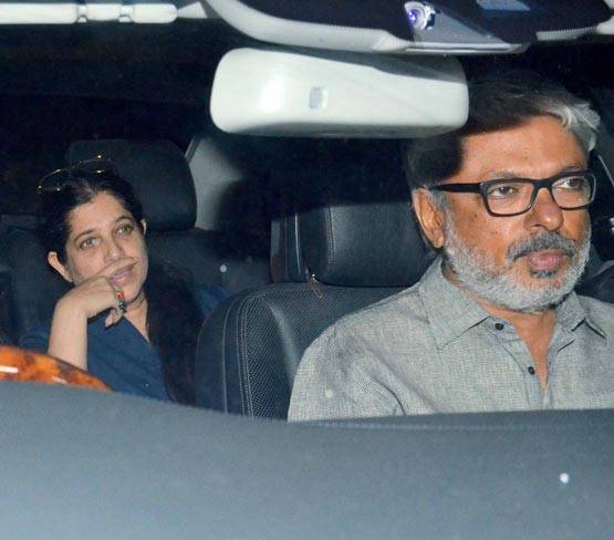 PHOTOS: ऐश्वर्या के पिता के अंतिम संस्कार में पहुंचे बॉलीवुड स्टार्स