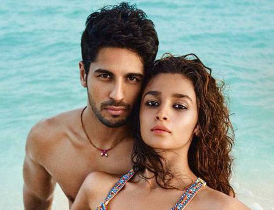 बोल्ड आलिया भट्ट की 10 हॉट PHOTOS