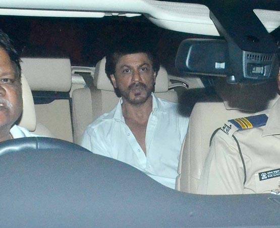 PHOTOS: ऐश्वर्या के पिता के अंतिम संस्कार में पहुंचे बॉलीवुड स्टार्स