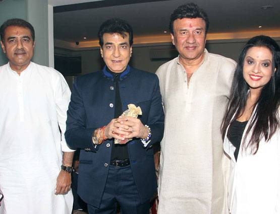 अनु मलिक के जगराते में पहुंचे सचिन तेंदुलकर