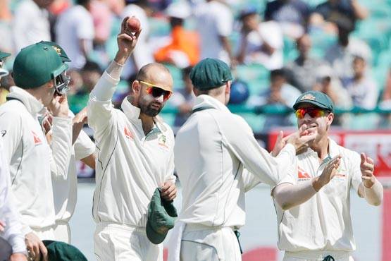 टॉप 30 PHOTOS: विराट की चोट, जुबानी जंग और घुटनों के बल आ गए कंगारू