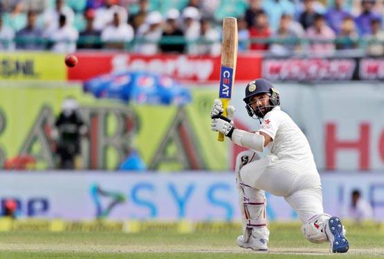 टॉप 30 PHOTOS: विराट की चोट, जुबानी जंग और घुटनों के बल आ गए कंगारू