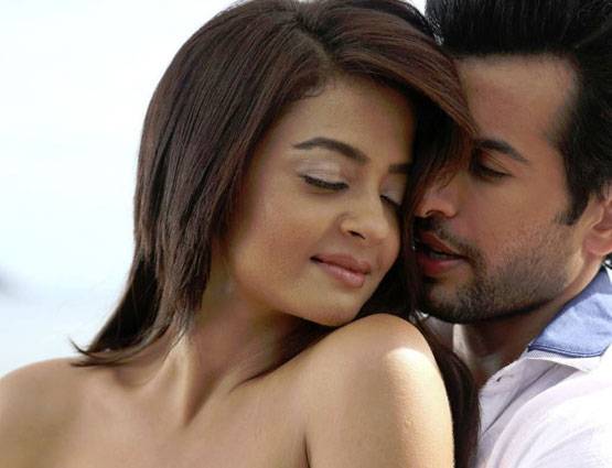 PHOTOS: बॉलीवुड में एंट्री के लिए बिपाशा के पति ने किया ऐसा काम