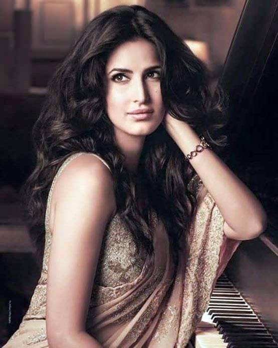 बिना गॉडफादर के ये स्टार्स आज कर रहे हैं बॉलीवुड पर राज