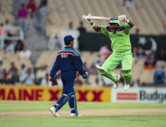 PHOTOS: तीसरे देश में होगी भारत-पाक की जंग, याद कर लें ये लम्हें...