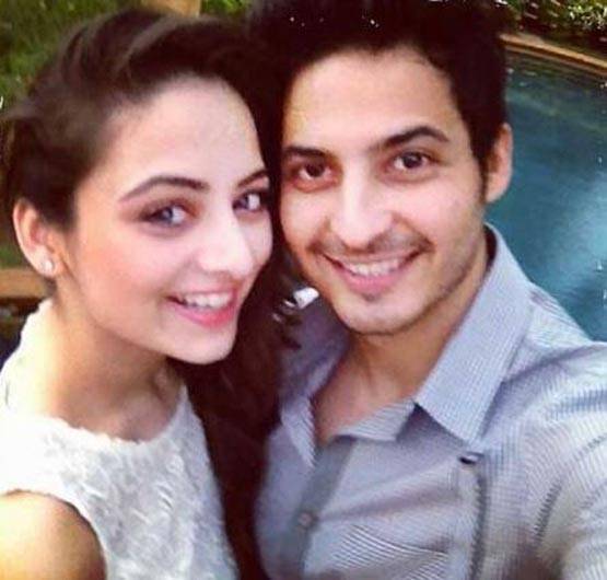 PHOTOS: बोल्ड रिया सेन दिखेंगी सलमान खान के साथ!