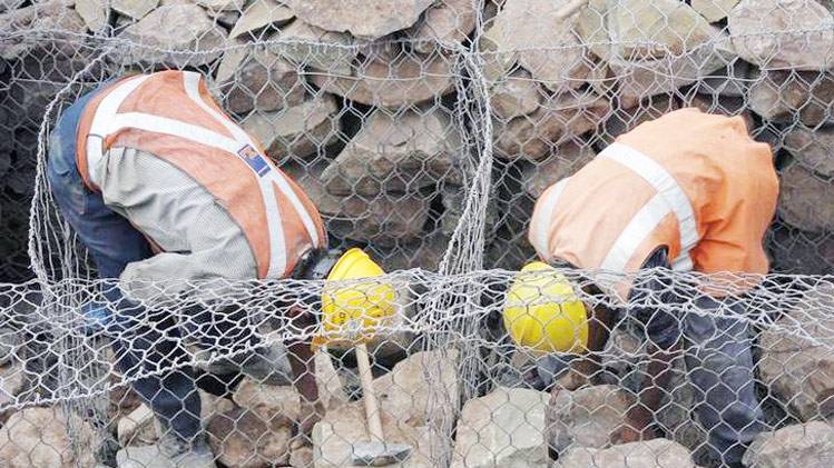 12 PHOTOS में देखें देश की सबसे लंबी सुरंग, ऐसे रोज बचाएगी 27 लाख