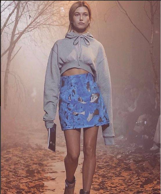 इतनी ग्लैमरस है ये मॉडल, चाहती है यंग एज में ही मां बनना