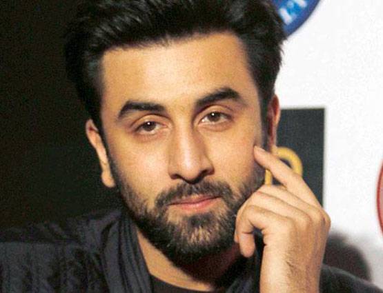 टैक्स देने में टॉप पर सलमान, आमिर से आगे निकले कपिल