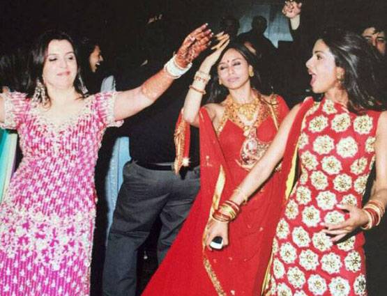 क्या आपने देखी हैं रानी मुखर्जी की ये 10 रेयर PHOTOS...