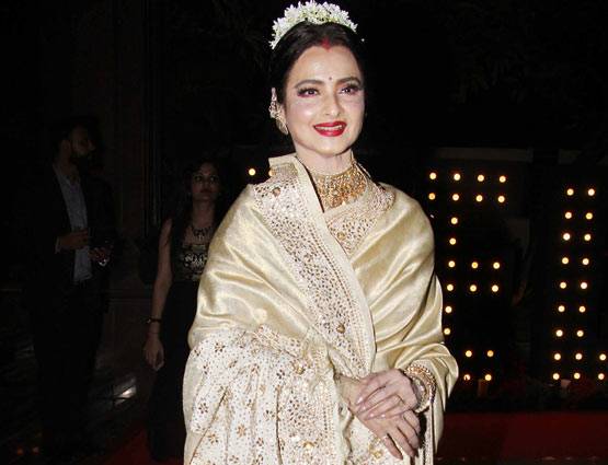 क्या हुआ जब एक जगह मिले रेखा-अमिताभ...