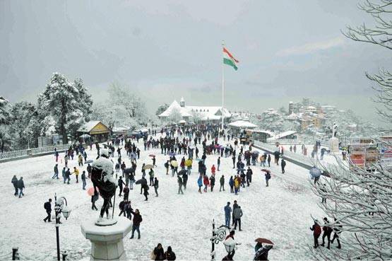 9 PHOTOS मेें देखें शिमला में बर्फबारी