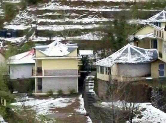 9 PHOTOS मेें देखें शिमला में बर्फबारी