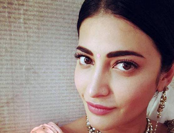 क्या श्रुति हासन ने कराई है कॉस्मेटिक सर्जरी, देखें PHOTOS