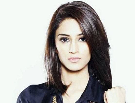 टीवी के 5 किरदार जो बदल रहे 'तुलसी पार्वती' की इमेज