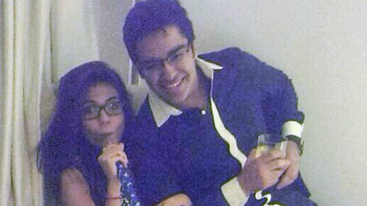 ये हैं अल्का यागनिक की खूबसूरत बेटी, ड्रिंक करते शेयर की फोटो