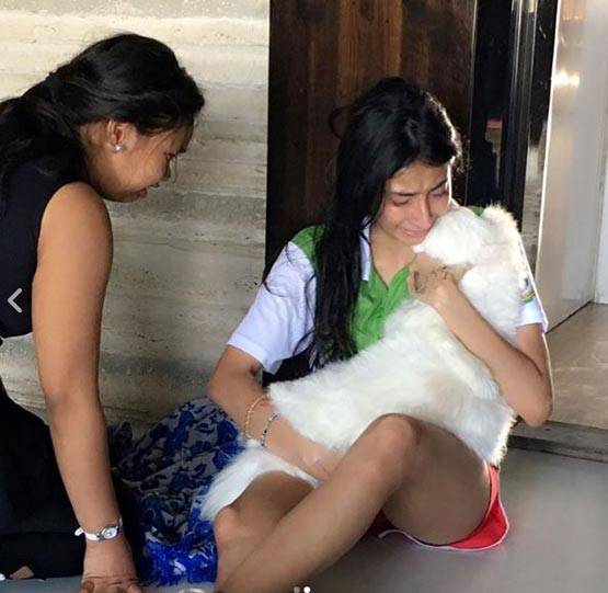 पेट डॉग की डेथ पर खूब रोई श्वेता तिवारी की बेटी...