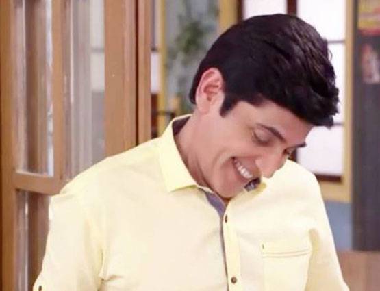 PHOTOS: 'भाबीजी' के विभूति भैया सलमान के साथ कर चुके हैं काम