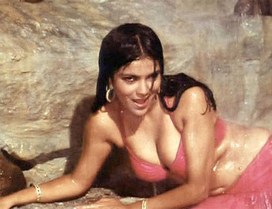 क्या मजबूरी थी कि इस फिल्म के लिए कंगना को उतारने पड़े कपड़े?