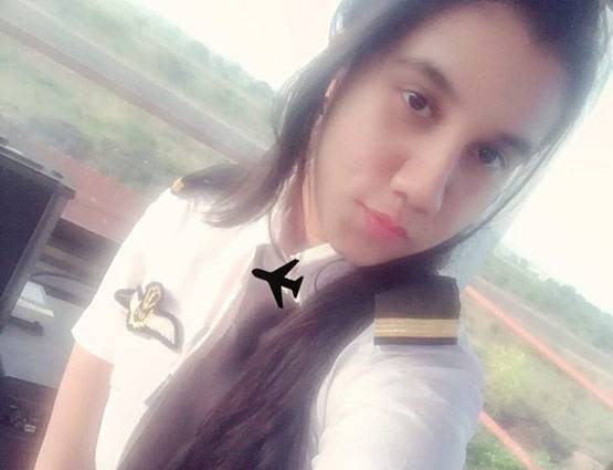 फाइटर जेट चलाएगी 21 साल की ये कश्मीरी लड़की