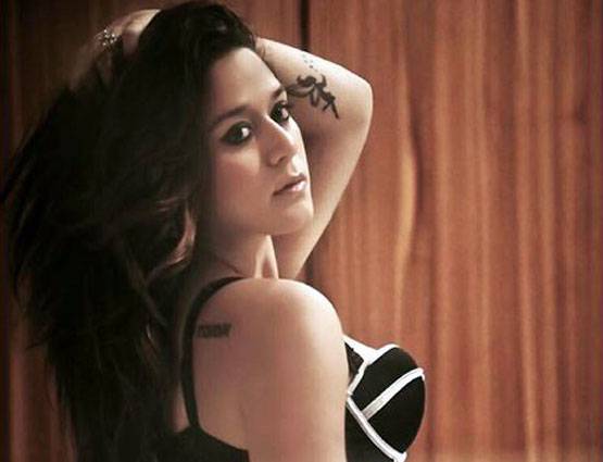 इंस्‍टा पर हिट हैं टाइगर श्रॉफ की बहन, हर फोटो पर मिलते हैं हजारों लाइक्‍स