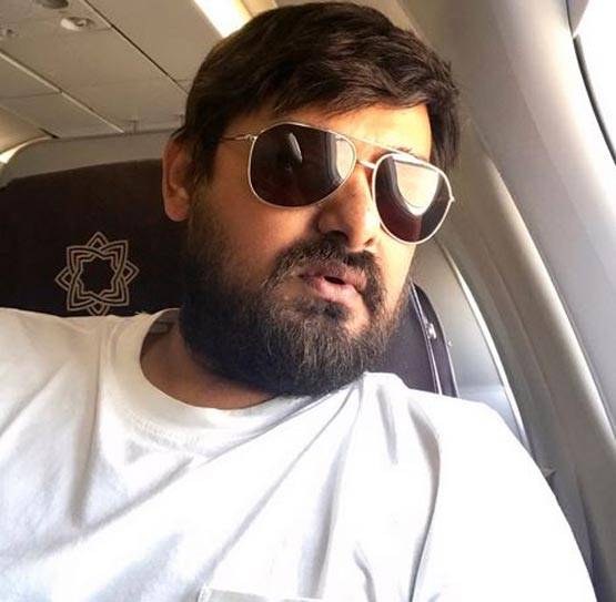 अजान मामला: सोनू निगम को लेकर दो गुटों में बंटा बॉलीवुड