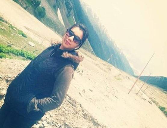 फाइटर जेट चलाएगी 21 साल की ये कश्मीरी लड़की