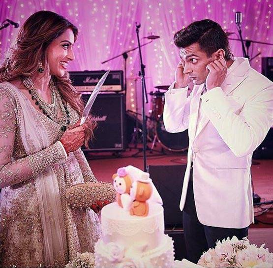 करण-बिपाशा की शादी को हुए एक साल, देखें उनकी शादी का ALBUM