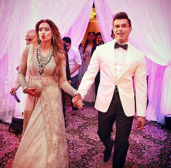 करण-बिपाशा की शादी को हुए एक साल, देखें उनकी शादी का ALBUM