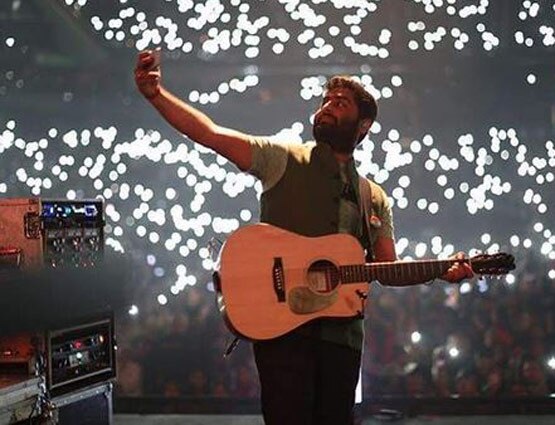 भजन गाकर शुरू किया था करियर, आज रोमांटिक गानों के बादशाह