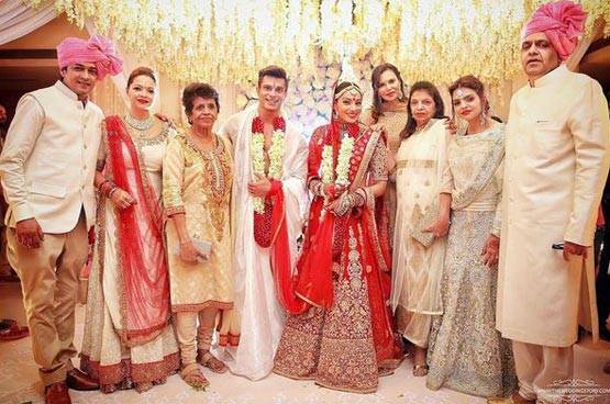 करण-बिपाशा की शादी को हुए एक साल, देखें उनकी शादी का ALBUM