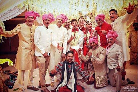 करण-बिपाशा की शादी को हुए एक साल, देखें उनकी शादी का ALBUM