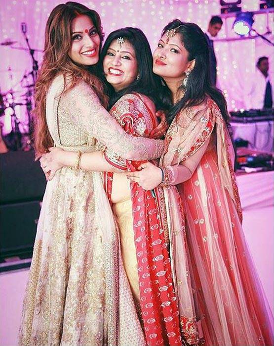 करण-बिपाशा की शादी को हुए एक साल, देखें उनकी शादी का ALBUM