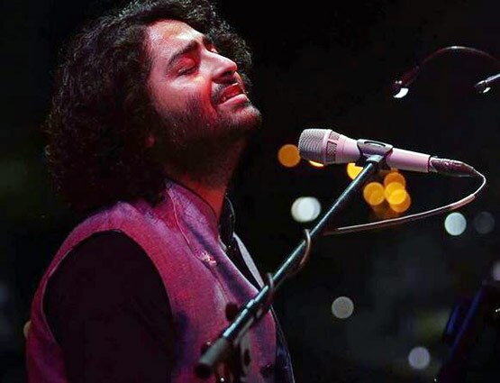 भजन गाकर शुरू किया था करियर, आज रोमांटिक गानों के बादशाह