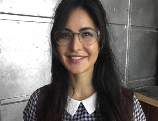 टॉवल के बाद अब नींद में कटरीना, इंस्टा पर हुए 10 लाख फॉलोअर्स