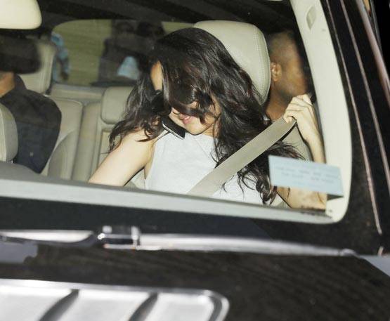 इन PHOTOS से कुछ कह रही हैं श्रद्धा, आप भी गौर करें