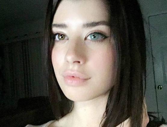 इस मॉडल की आंखों में है ऐसी मस्ती, इनके मस्ताने हजारों हैं