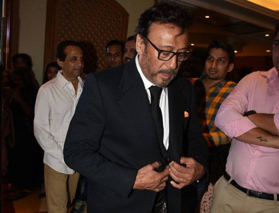 सलमान ने लॉन्च की आशा पारेख की बायोग्राफी The Hit Girl