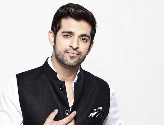 स्मृति ईरानी के साथ इस शो से टीवी पर डेब्यू किया था विनोद खन्ना ने