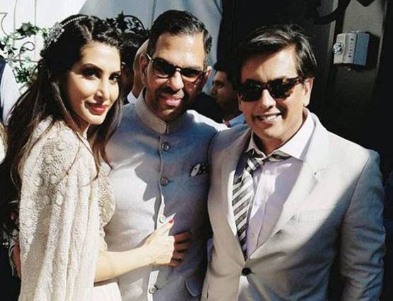 तीसरी शादी का सेलिब्रेशन करते दिखे करिश्मा कपूर के EX-हसबैंड