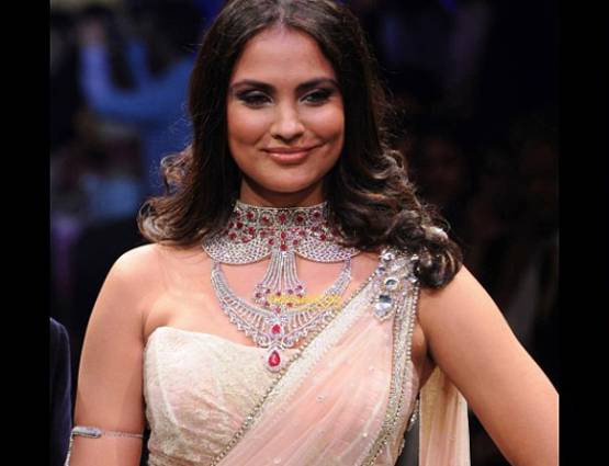 कोई  है BAR ओनर, किसी का ज्वेलरी स्टोर, ये हैं CELEBS के साइड बिजनेस