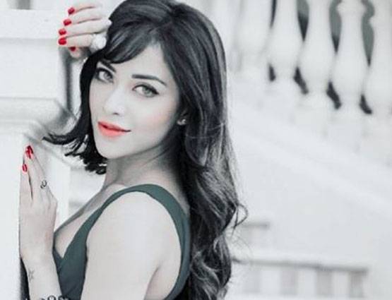 रितिक को नहीं पता, उनके साथ खड़ी ये एक्ट्रेस कौन हैं?